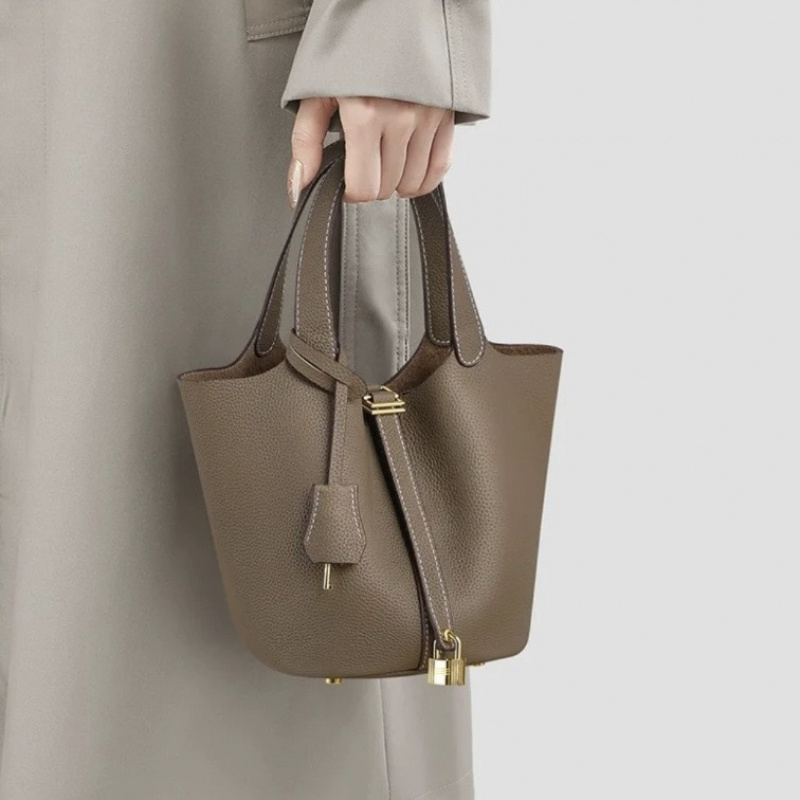 Luxury Bags Jacquemus - クラシックな野菜バスケット風レディースハンドバッグ シンプルなバケットバッグ マザーズバッグ ファッション 多用途 レディースバッグ