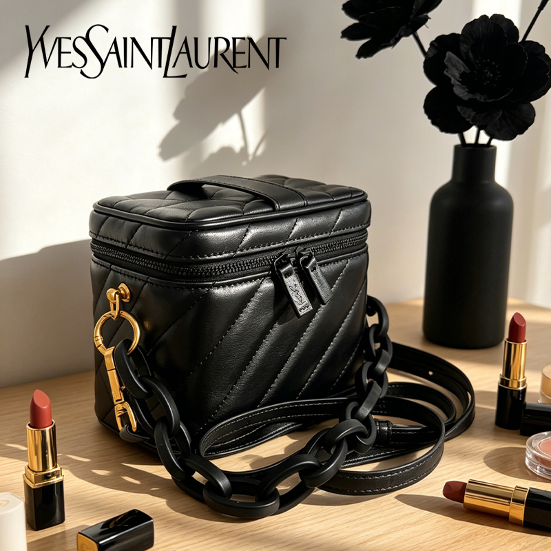 Luxury Designer Bags Ysl - イヴ・サンローラン バッグ ブラック キルティング YSL 化粧品バッグ