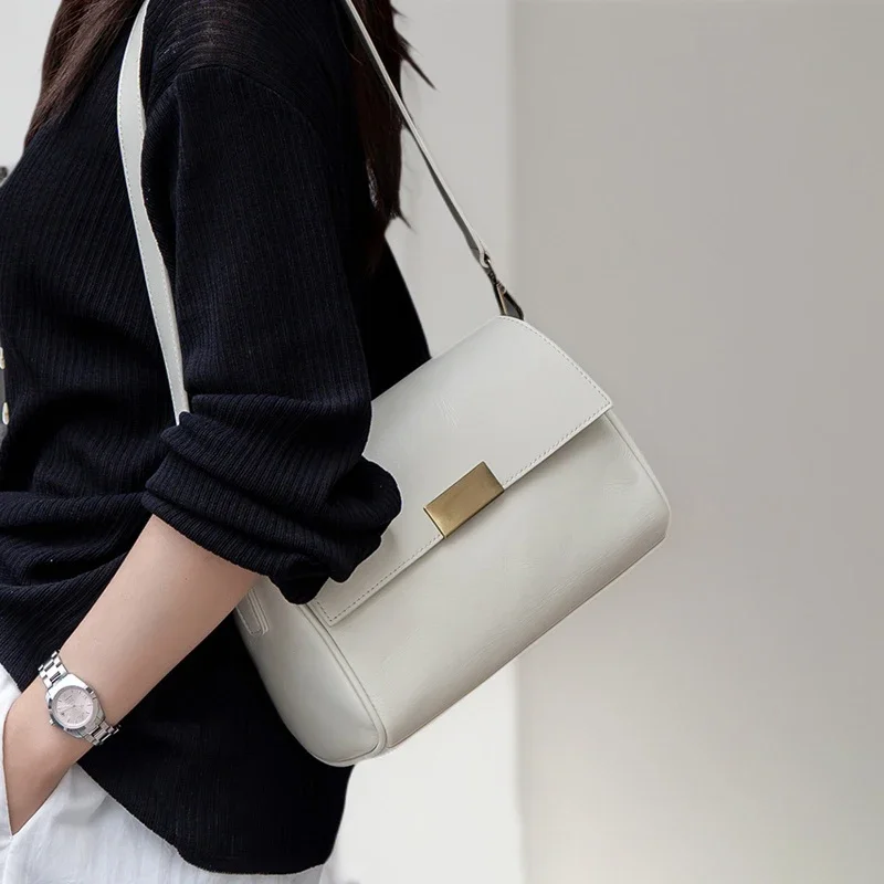 牛革女性のショルダーバッグクロスボディバッグレトロ多用途レデ - Luxury Bags Wholesale のレビューと価格