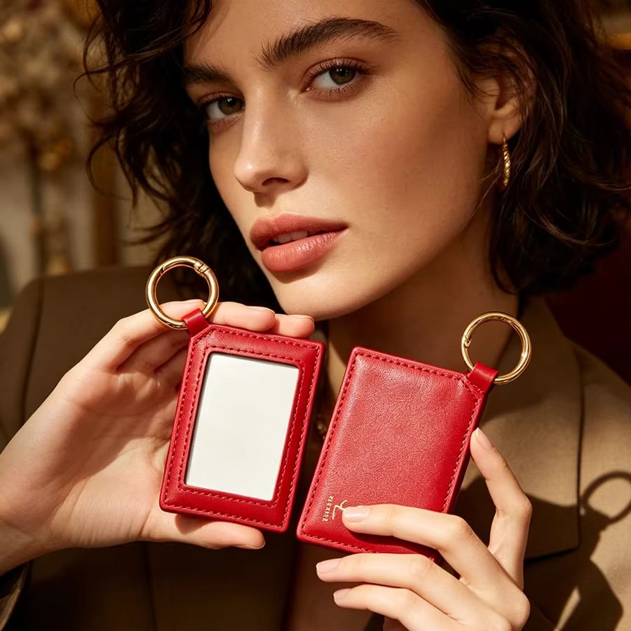 YSL レッドレザー スクエアミニポケットタッチアップメイク - Luxury Bags Ysl のレビューと価格