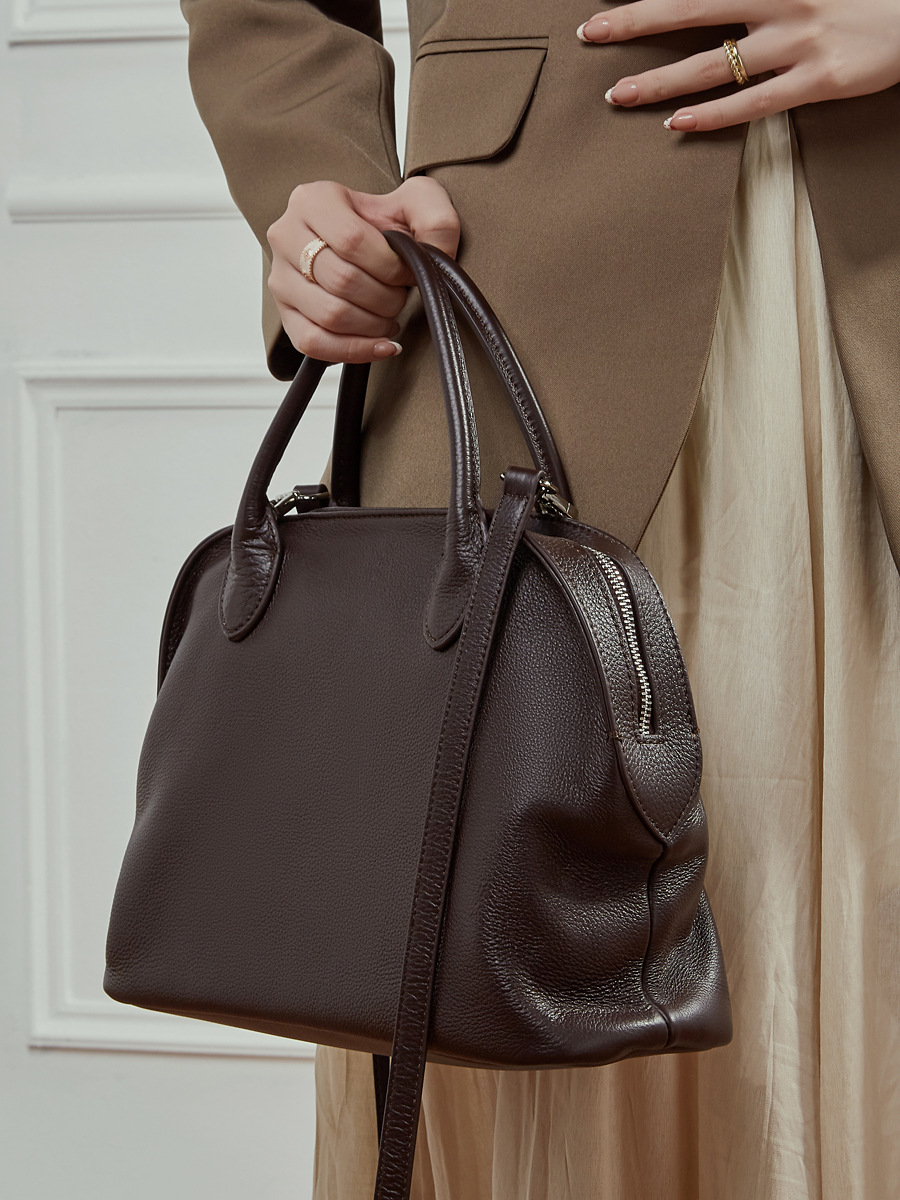 YANATARI 本革大容量トートバッグ レディース トップ - Luxury Bags Wholesale のレビューと価格